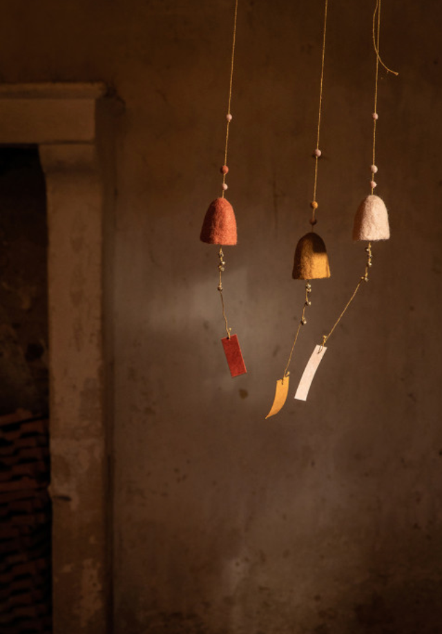 Cloche - feutre, laine & papier