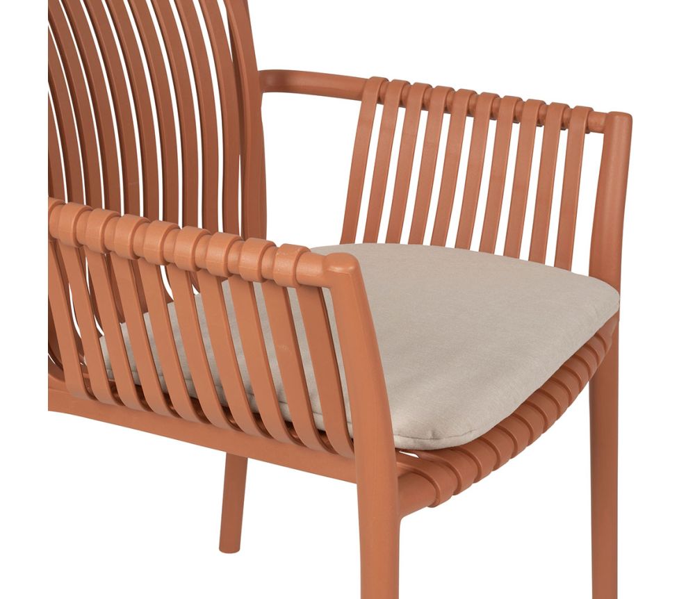 Fauteuil terracotta coussin écru 59X56H82 polypropylène