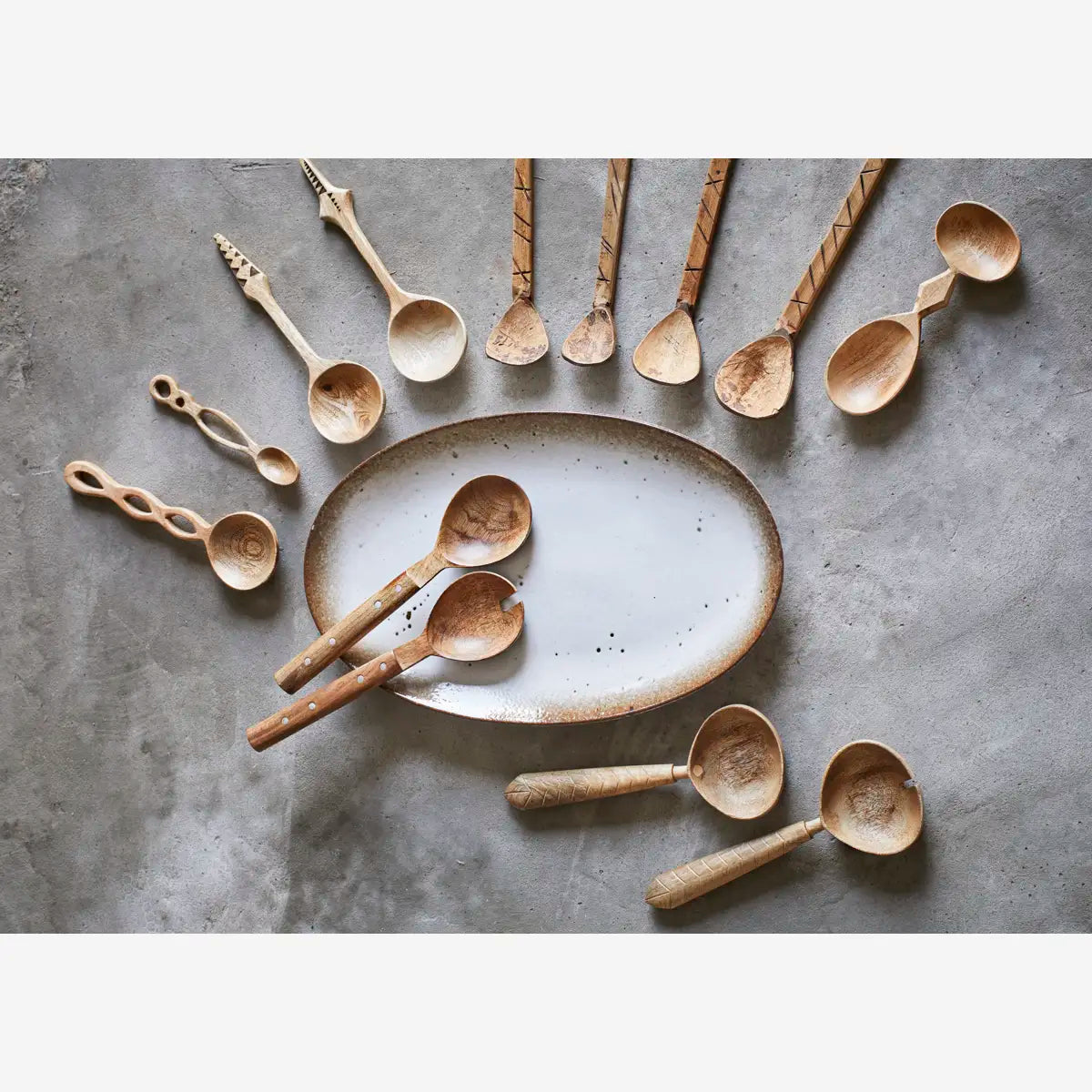 Cuillère en bois sculptée à la main