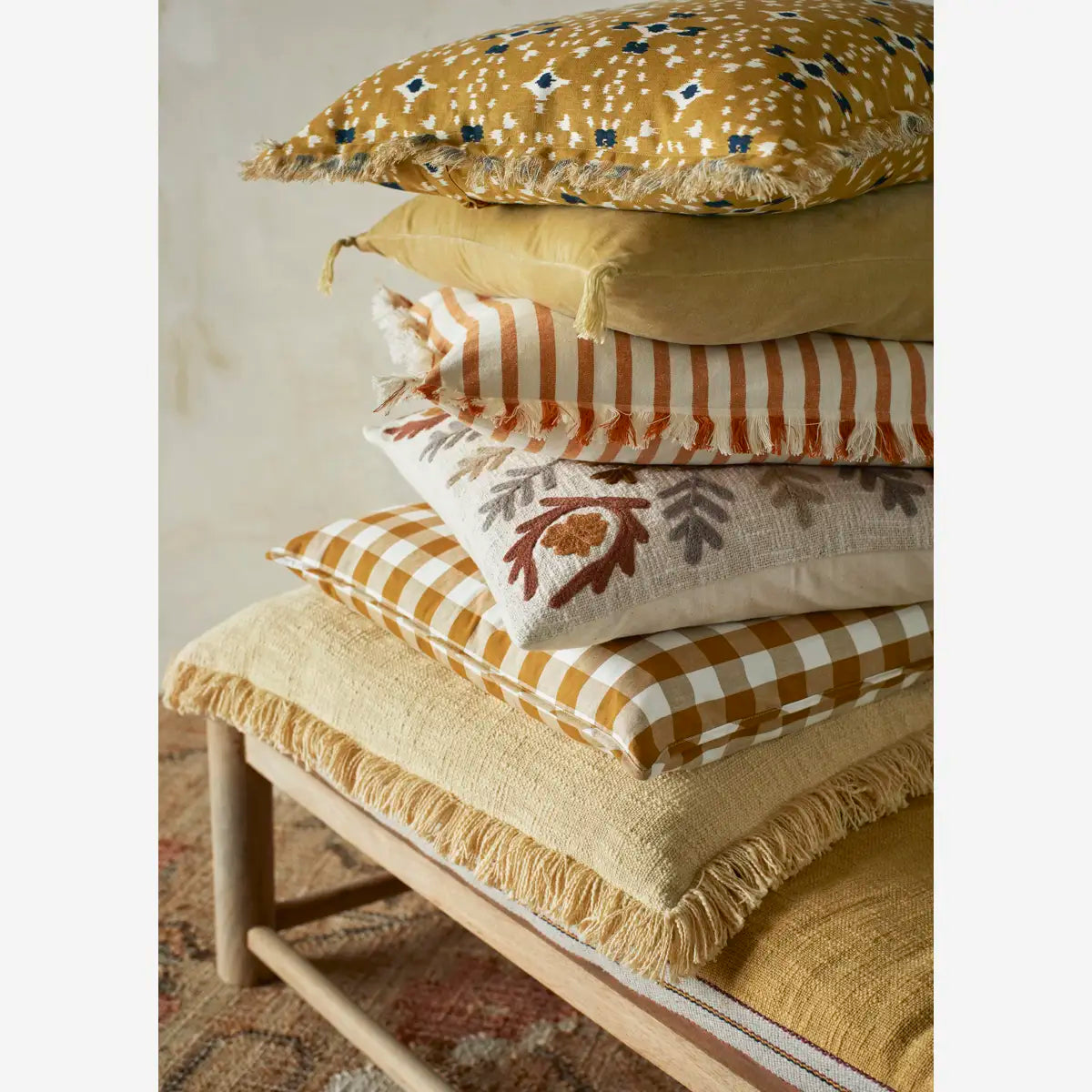 Housse de coussin à carreaux jaunes