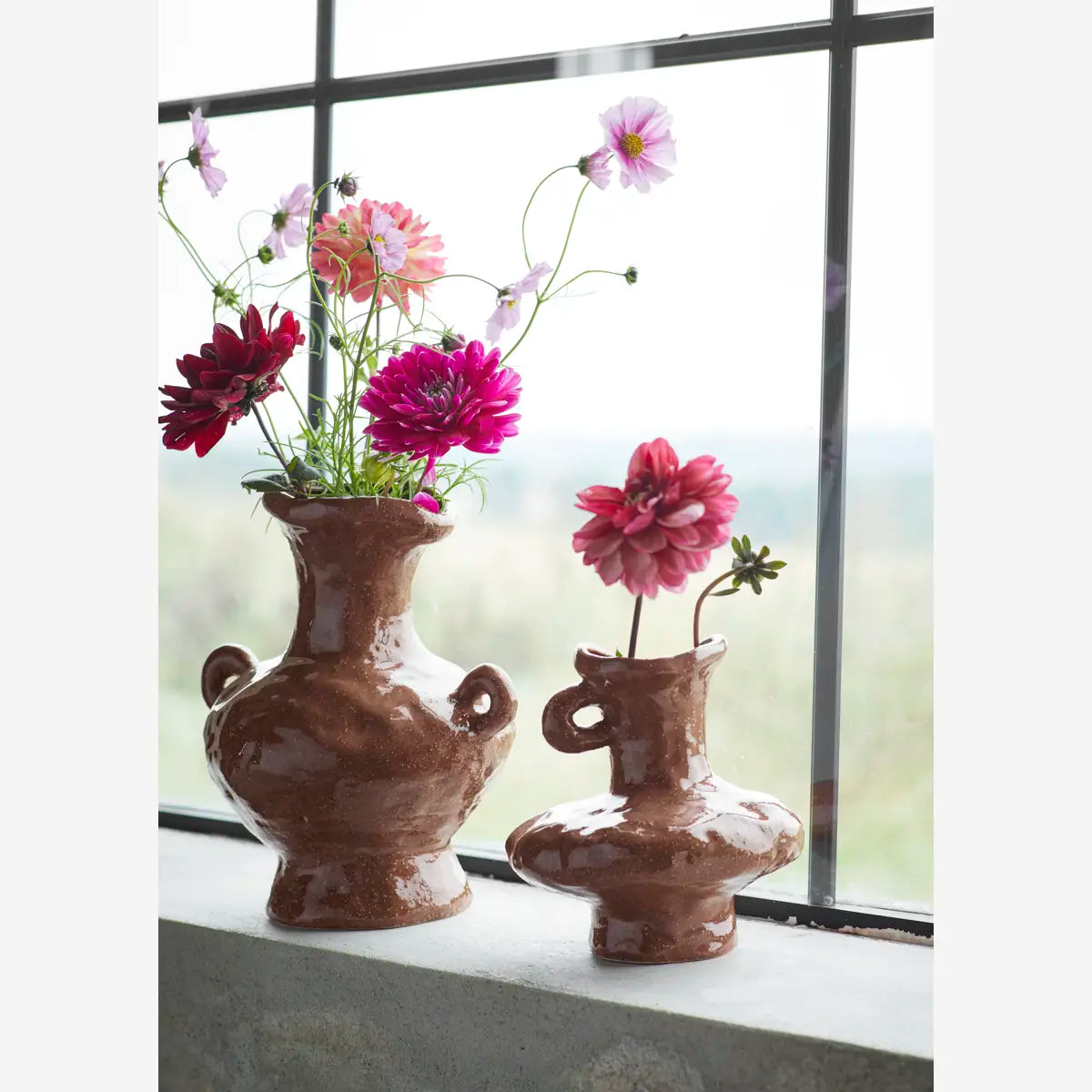 Vase en grès D : 24 x 26,5 cm Grès - Brun.