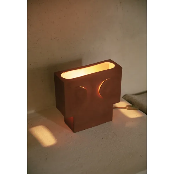 Lampe de table ECLIPSE terracotta en grès – 28 x 10 x H27 cm