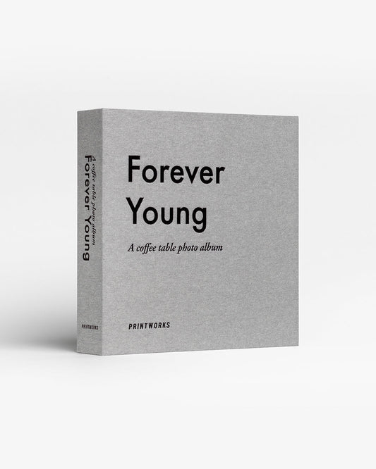 Album Photo – FOREVER YOUNG