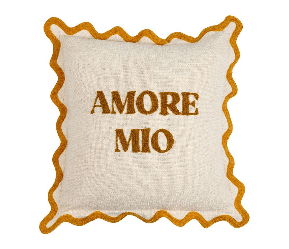 Coussin Amore Mio Écru & Moutarde 45 x 45 cm – Broderie décorative