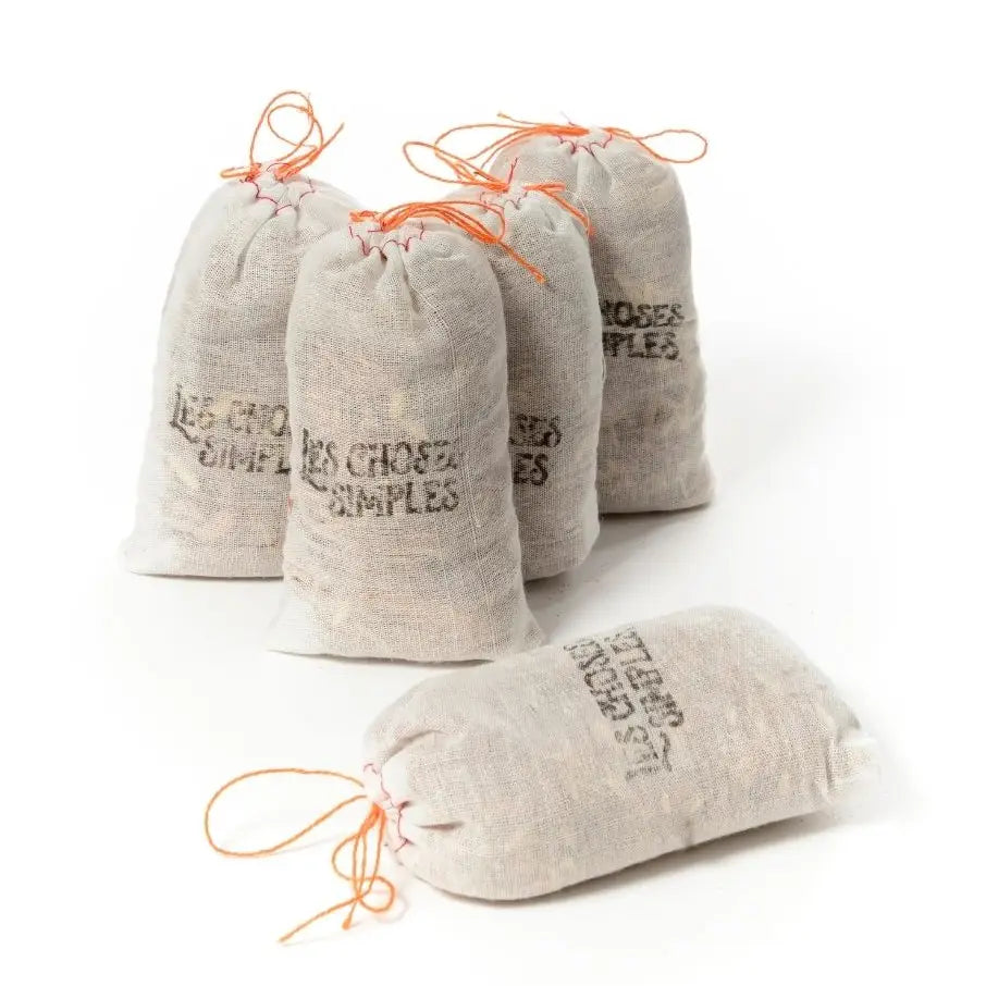 Petit sac de copeaux de cèdre pour placard